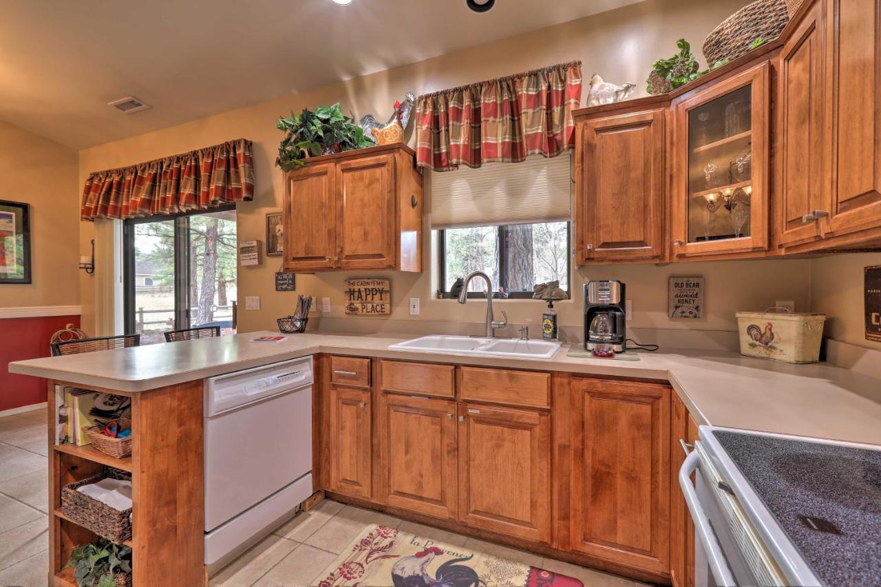 Arizona Home With Patio, Fire Pit And Gas Grill Williams Zewnętrze zdjęcie